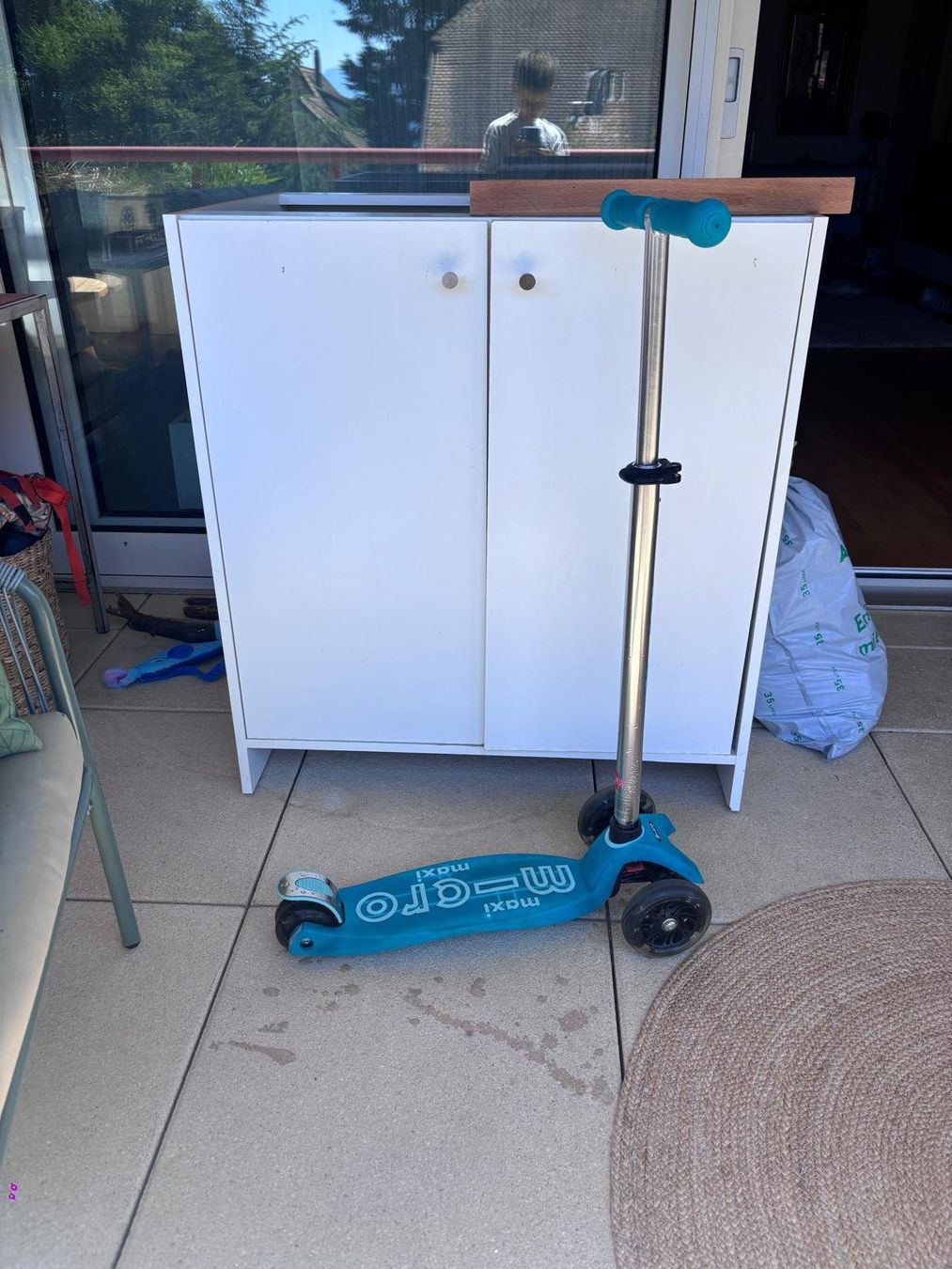 Micro Fahrzeuge für Kinder: Trottinette Micro Maxi - idéale pour les enfants! – Gebraucht aus Pully von David_Corradini 1
