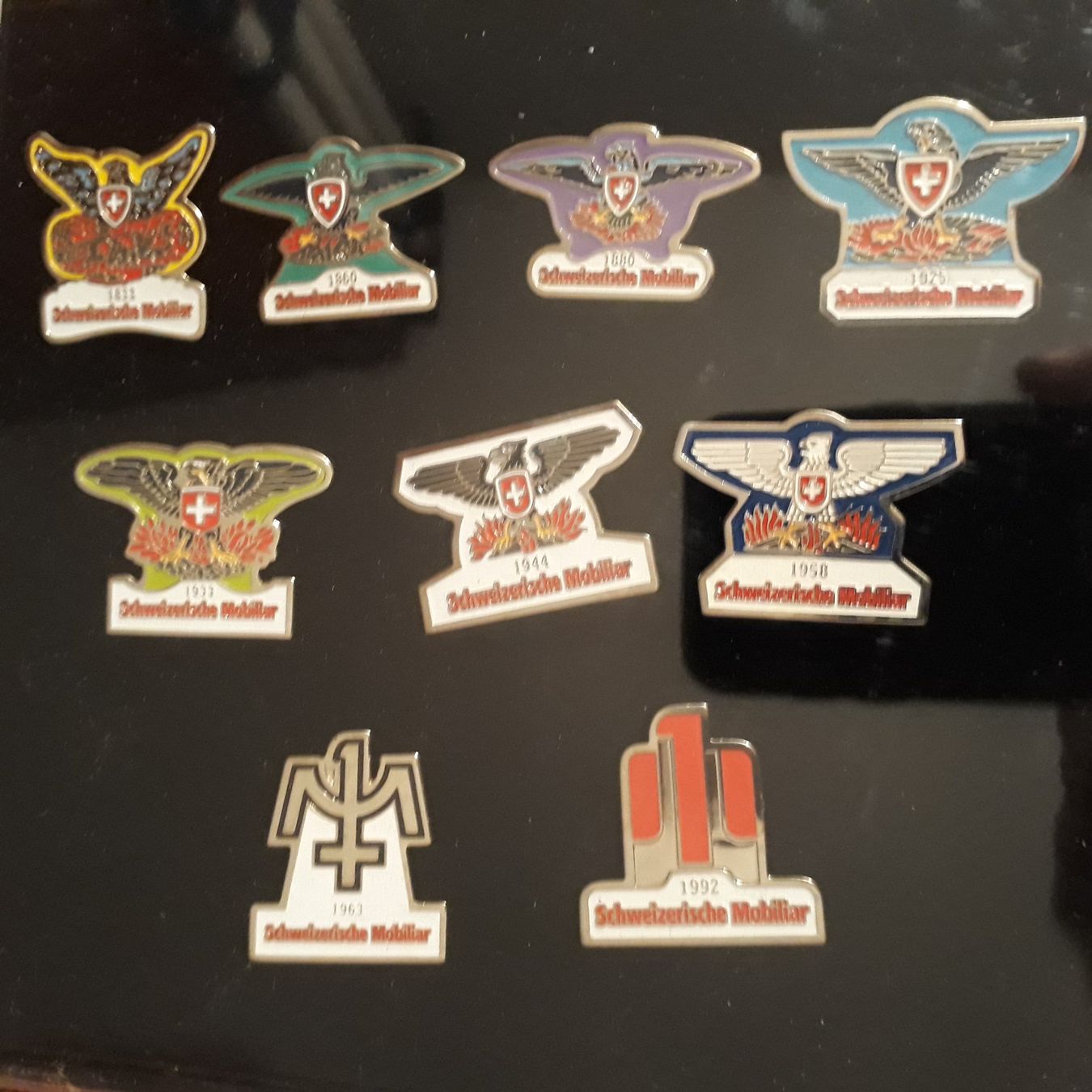 Placchette & Badge: Pin Set  Mobiliar 1833 -1992 – Nuovo e nell'imballaggio originale da Schaffhausen venduto da max_c62l 2