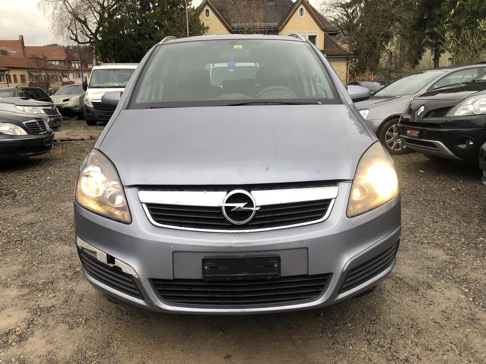 Opel Zafira 2.2