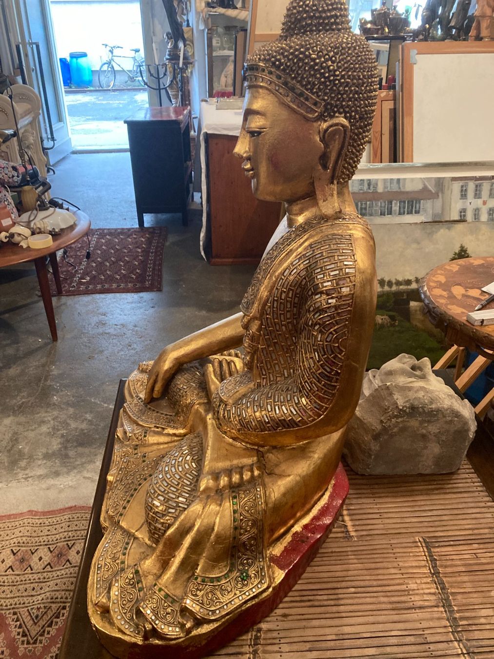Sculture & Statue: Buddha, Holz geschnitzt, sitzend, goldfarben mit Glassteinen – Usato da Luzern venduto da rup_r6cz 2