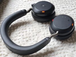 Jabra Evolve2 75