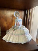 Royal Doulton Daydreams HN 1731 Figurine - Excellent Conditi