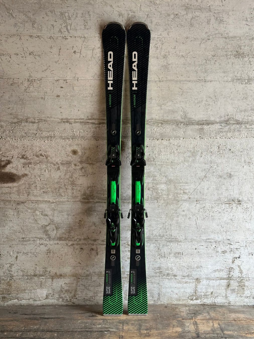 Head Sci: Head Supershape Ski 156CM – Usato da Emmenbrücke venduto da karkarkar