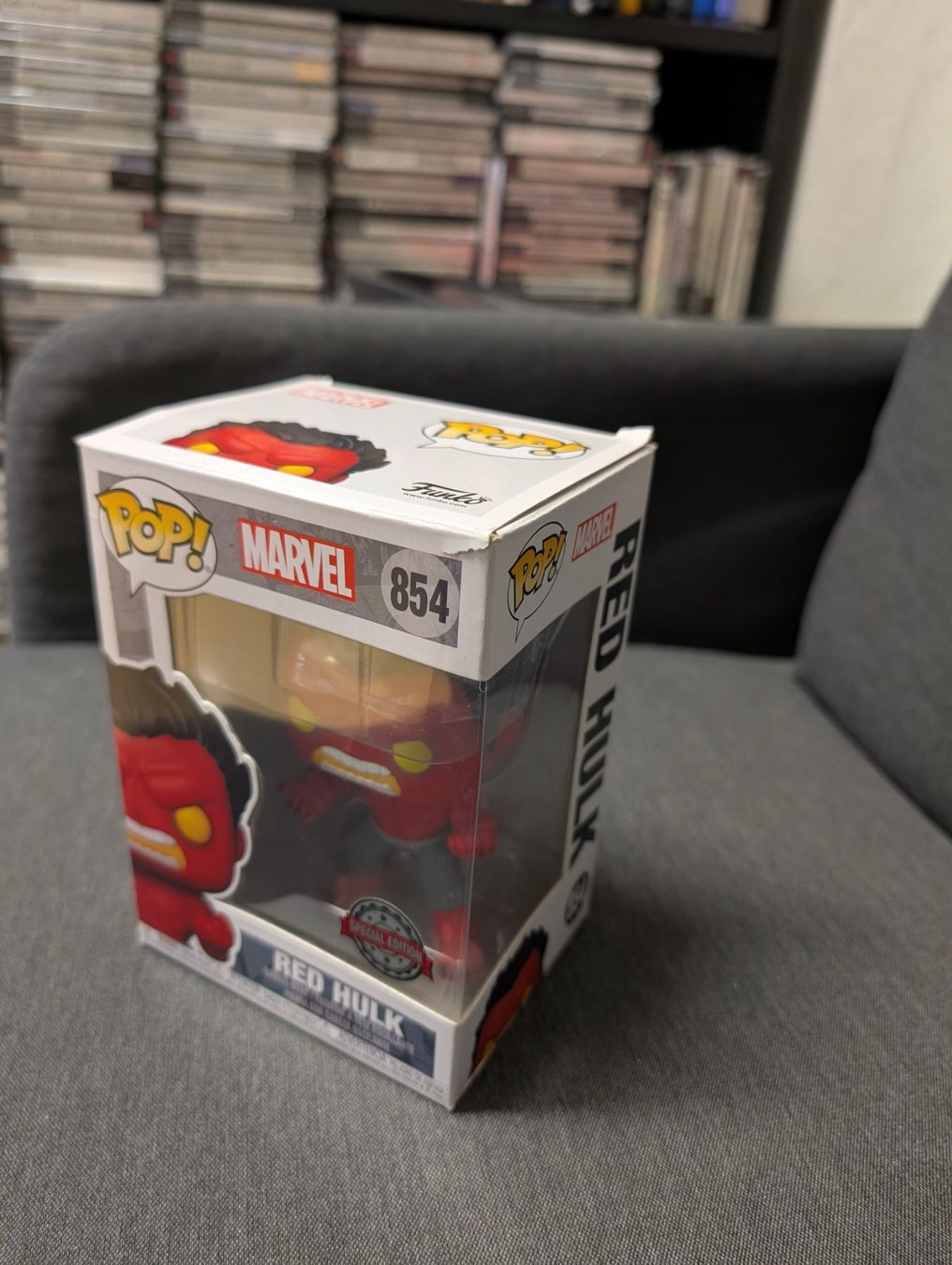 Funko Statuette: Funko pop marvel 854 red Hulk – Usato da Giubiasco venduto da Ticinerd