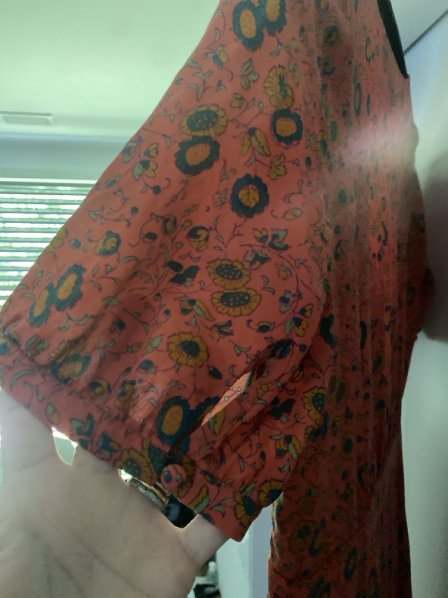 Sezane Kleider: Sezane 100% sill dress – Gebraucht aus Männedorf von Svampi 2