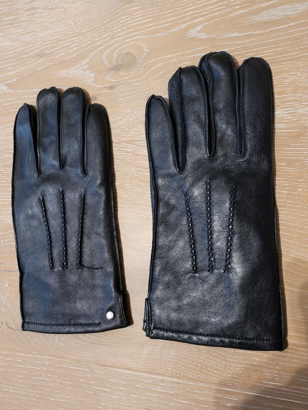 Altri accessori da uomo: JOOP HERREN HANDSCHUHE – Nuovo e nell'imballaggio originale da Udligenswil venduto da Triple-T