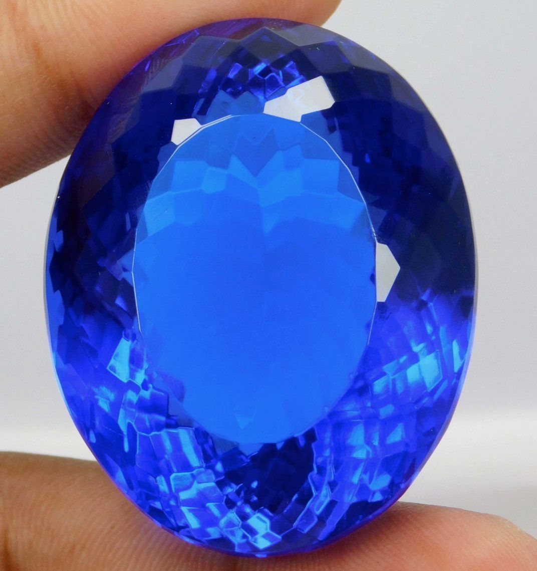 Pierres précieuses: 206.70 Ct Gemstone Certified – Neuf avec emballage d'origine à Genève par AWWA