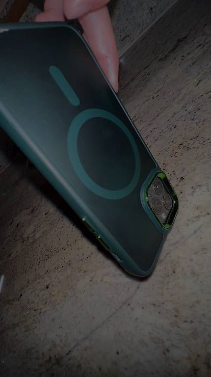 Telefoni cellulari / Smartphones: Iphone 11 pro – Usato da Thun venduto da toske87