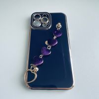Hülle Cover Etui Case Lila für iPhone 14 Pro mit Herzkette