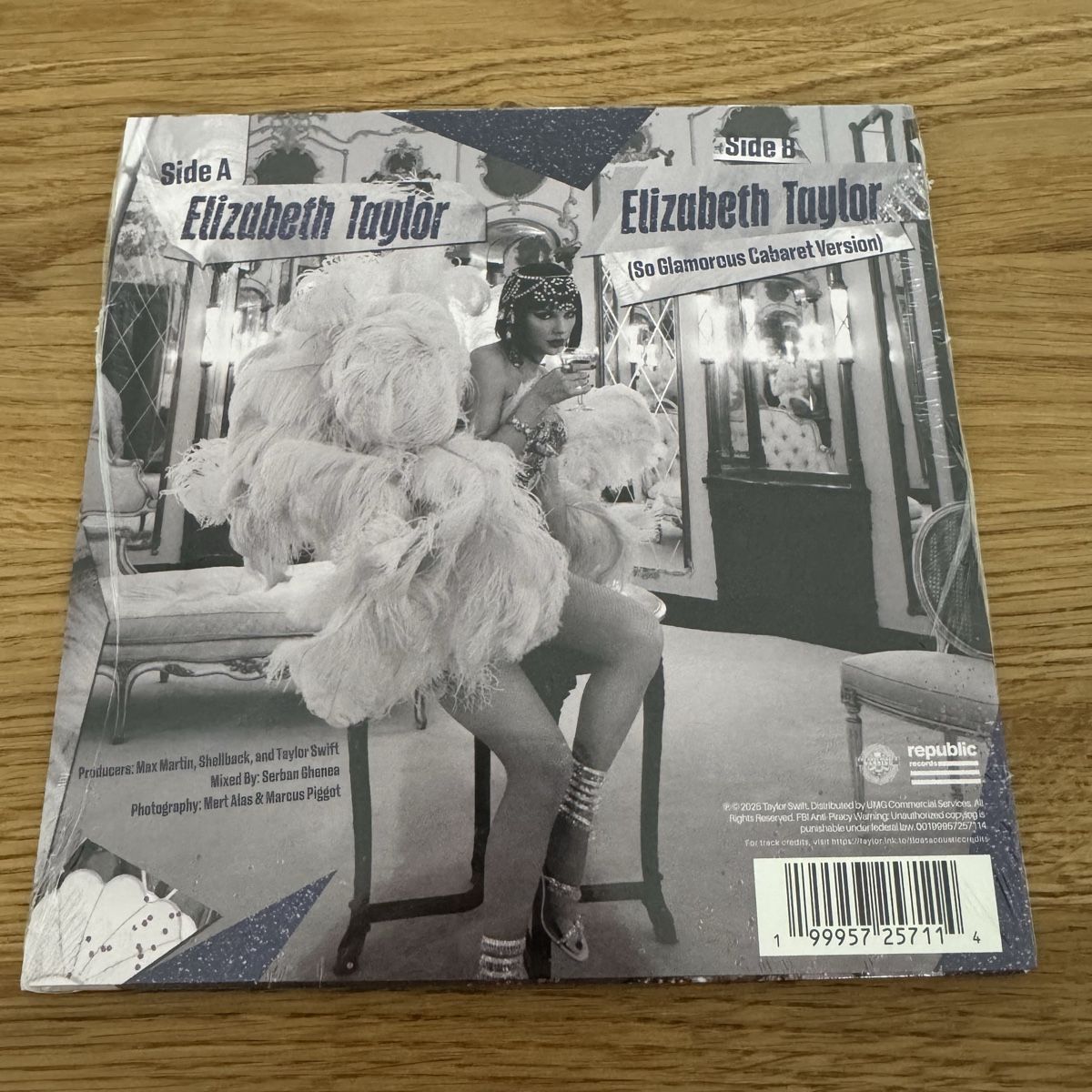 Dischi in vinile: Taylor Swift RSD Vinyl – Nuovo e nell'imballaggio originale da Sursee venduto da giu_205 1