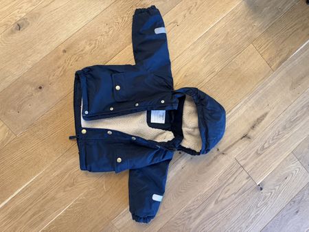 Wind- und wasserdichte Baby-Winterjacke