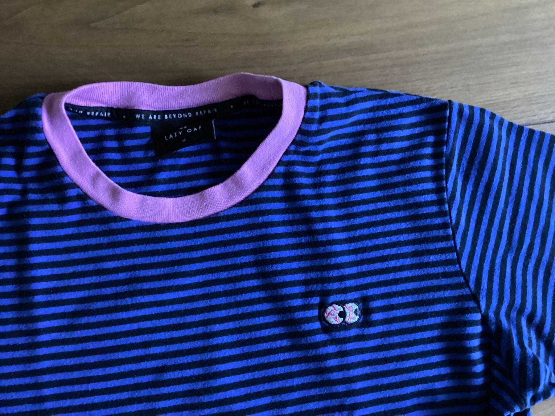 T-shirt: Lazy Oaf T- Shirt – Usato da Dachsen venduto da Achohberg 2