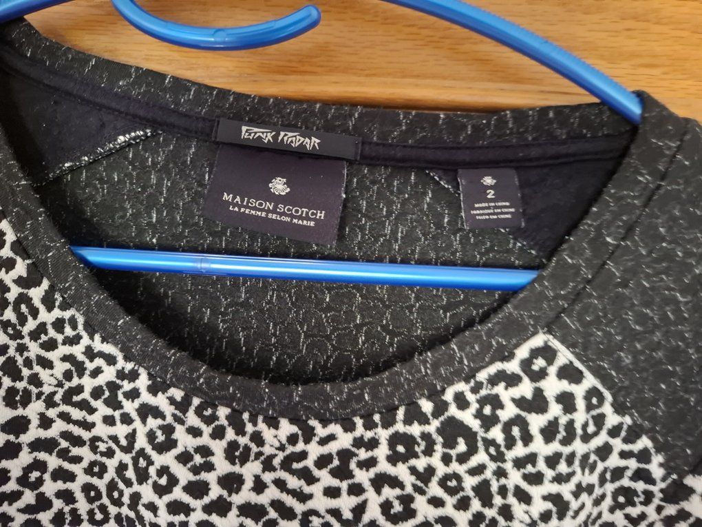 T-shirt: Longshirt von Maison Scotch – Usato da Büttikon AG venduto da dido03 1