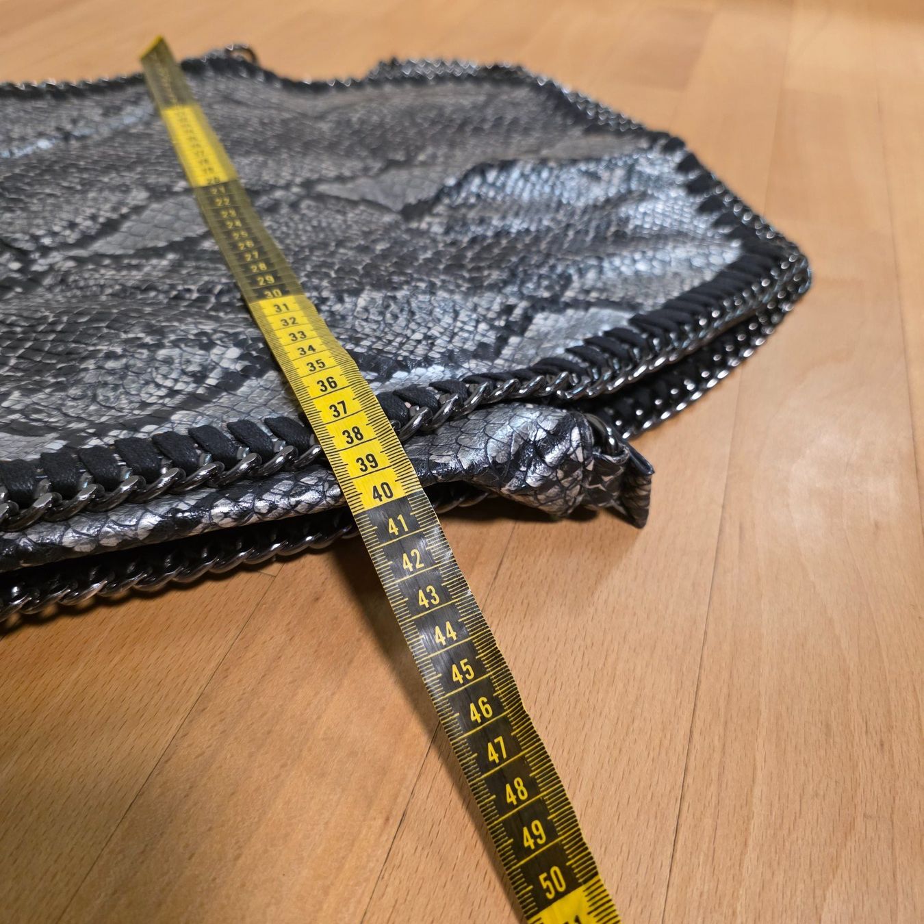 Borse da donna: Große Tasche mit Schlangenprint & Metallkette – Usato da Wald ZH venduto da CapLux 6