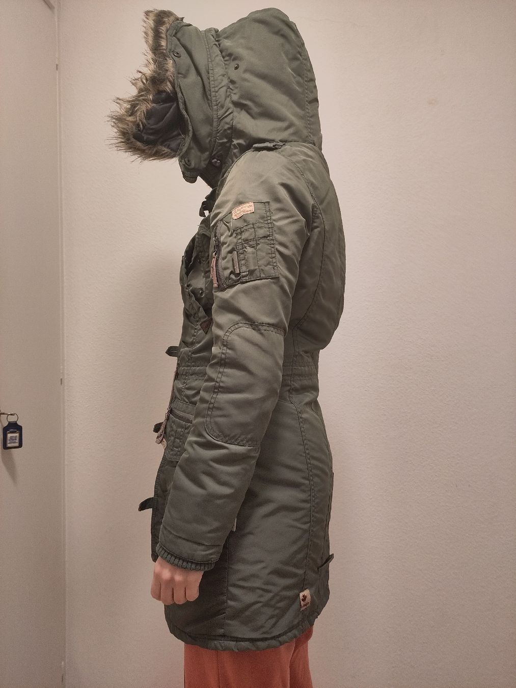 Giacche: grüne Winter Jacke Grosse S – Usato da Zürich venduto da Saf12 3