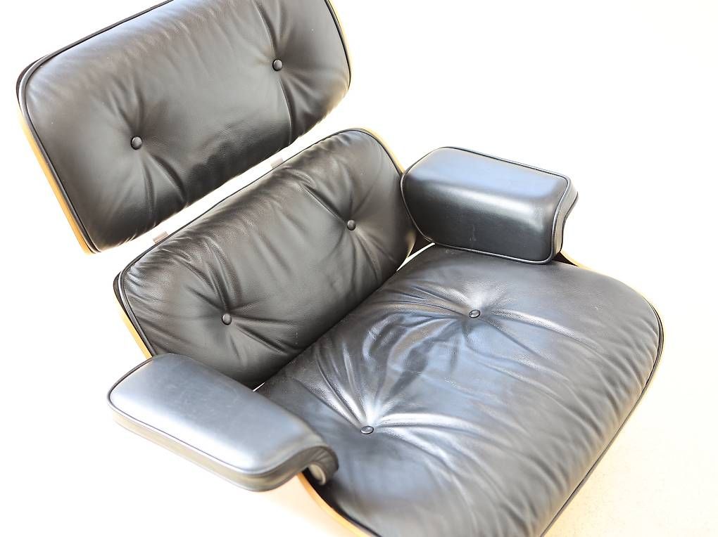 Vitra Poltrone: Eames Lounge Chair von VITRA – Usato da Meinisberg venduto da atelier_TILIJA 8