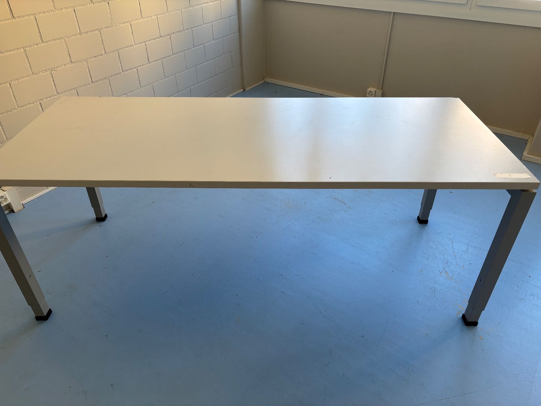 Scrivanie: Schreibtisch 200 x 80 – Usato da Zürich venduto da mar_hs6l 9