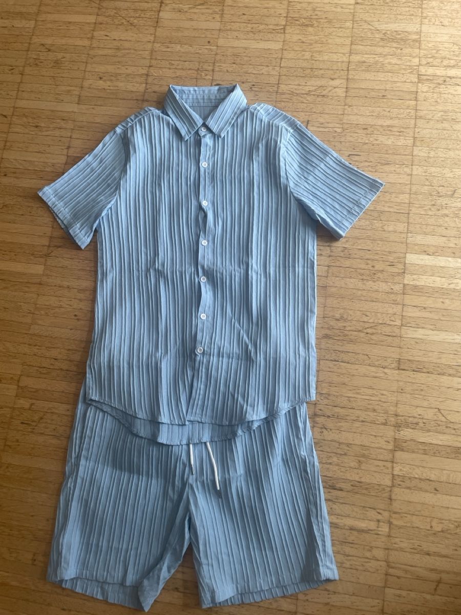 Altro in Moda uomo: Kleid Gr. L  – Usato da Laufen venduto da bia_7vr6