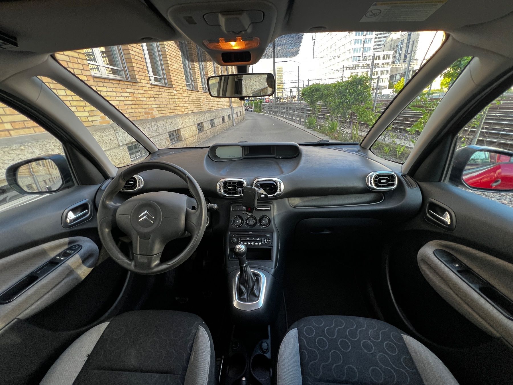 Citroën Automobili: Citroen Picasso C3 – Usato da Zürich venduto da Multistiva 2
