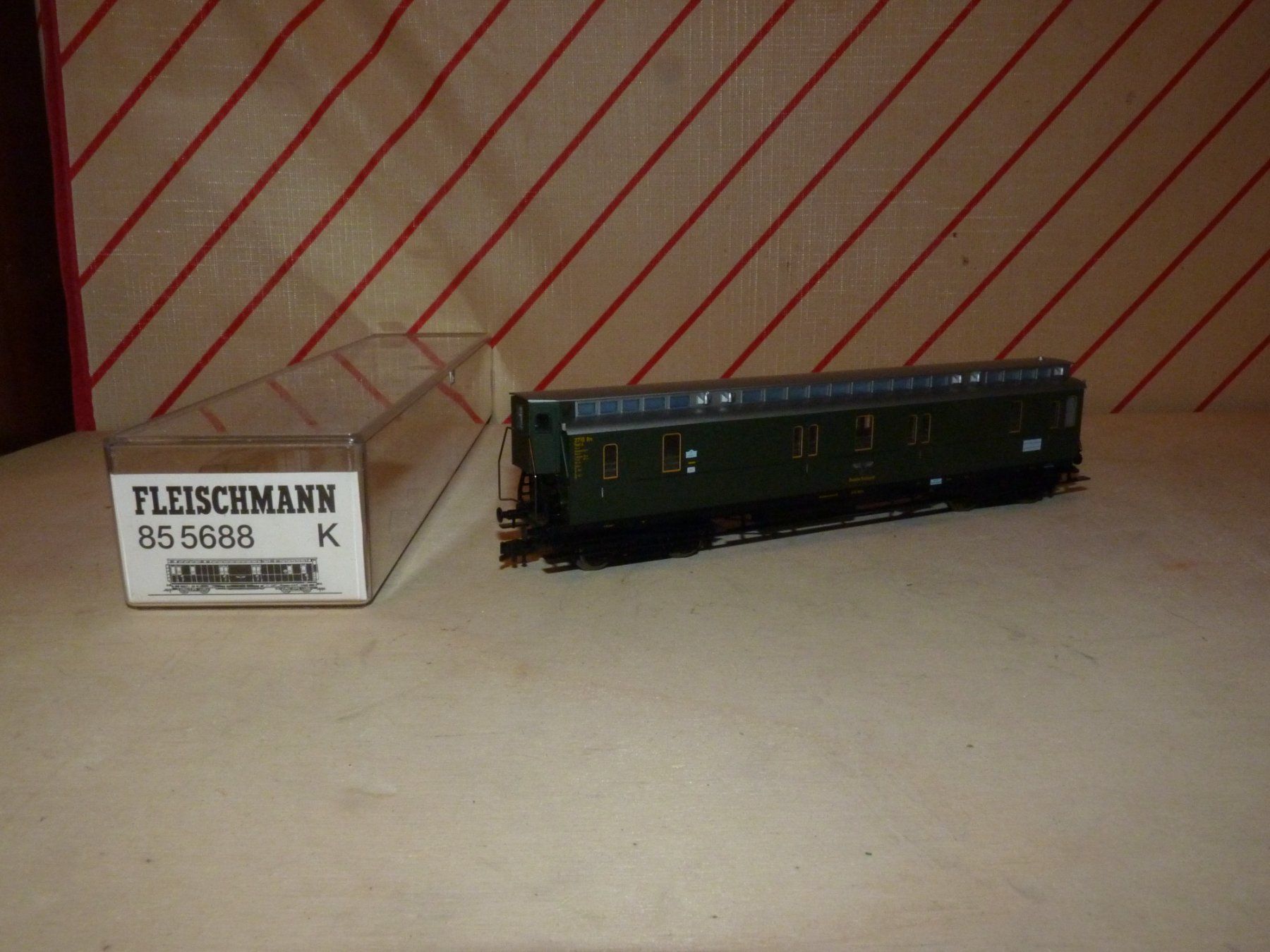 Fleischmann Trains électriques: Personenwagen Fleischmann Spur H0 – D'occasion à Rudolfstetten par Rrst1968 1