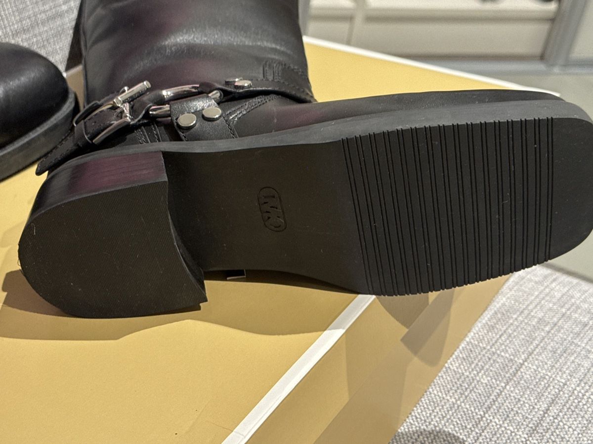 Michael Kors Scarpe da donna: Mickael Kors Crosby - bottes T.38,5 – Nuovo (secondo la descrizione) da La Sarraz venduto da Marina213 6