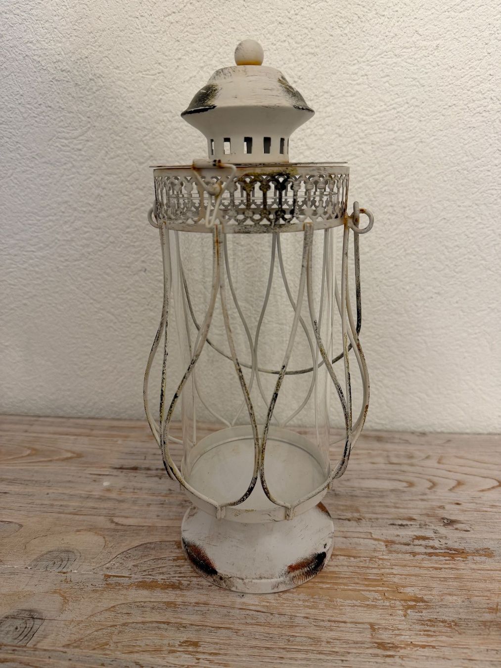 Lanterne: Laterne aus Metall im Shabby Chic Look – Usato da Wolfwil venduto da Inseider12