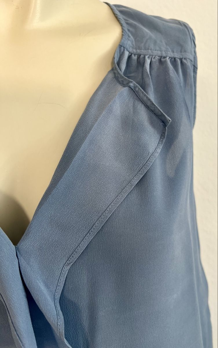 Closed Vestiti: CLOSED Damen blaues Kleid Grösse 36, Seide – Usato da Basel venduto da Bettybooo 1