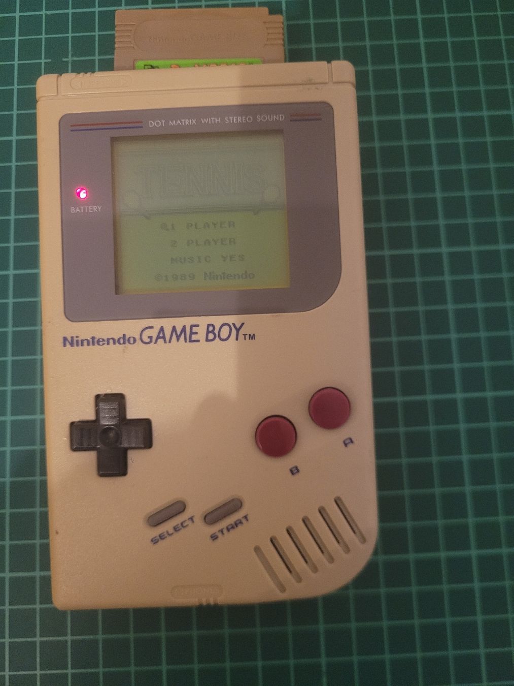 Nintendo Konsolen: Nintendo Game Boy Handheld Console - With Games Bundle! – Gebraucht aus Meyrin von Retro-GZ 1