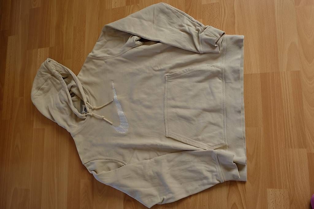 Nike Maglioni & Felpe: 1 hoodie Nike, beige  L – Usato da Bôle venduto da Lemon 1