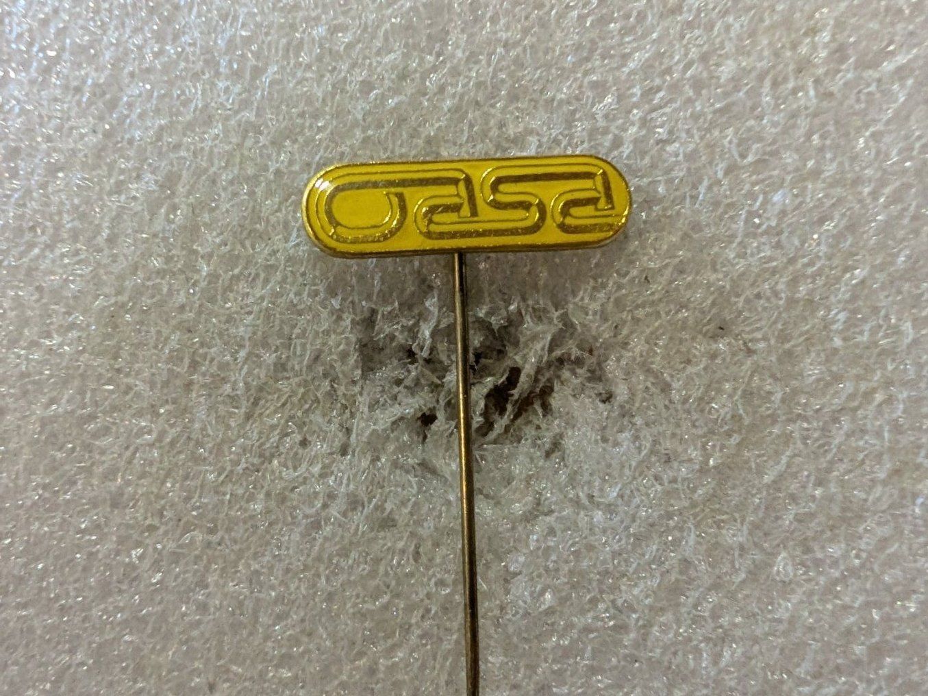 Placchette & Badge: Anstecknadel 39: – Usato da Oppligen venduto da Pin-Fall-Shop