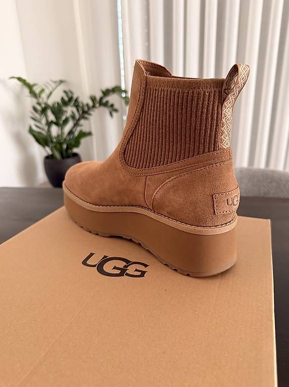 Scarpe da donna: Ugg Boots Cityfunc Chelsea – Nuovo e nell'imballaggio originale da Lengwil venduto da alchuina