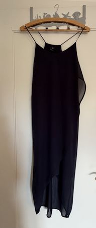 Sommerkleid H&M schwarz Träger rückenfrei Grösse 36