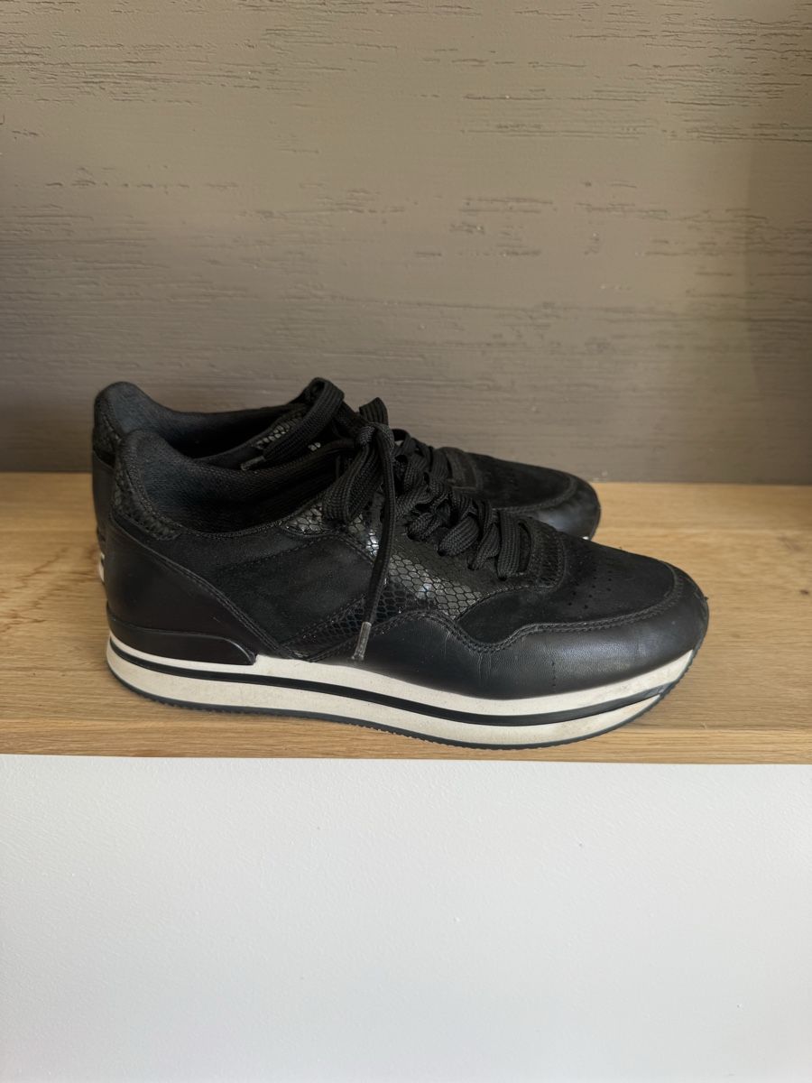 Hogan Scarpe da donna: Sneaker Hogan schwarz Gr. 39 Damen  – Usato da Aathal-Seegräben venduto da Neja80 3