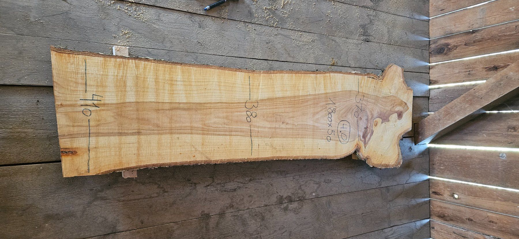Holzartikel: Kirschbaumbretter – Gebraucht aus Vielbringen Worb von lua_cm7v
