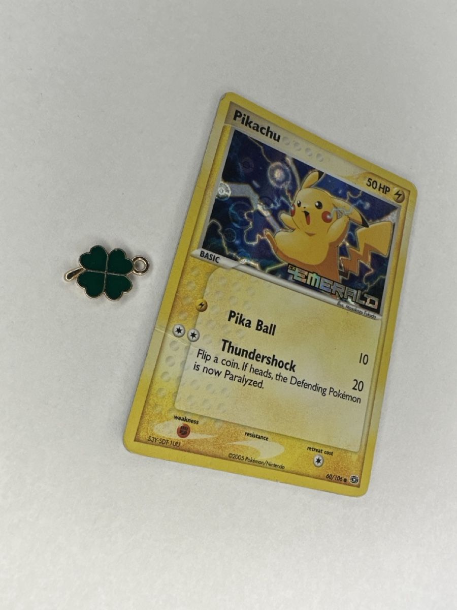 Pokémon Carte collezionabili: Pikachu 60/106 Holo Emerald Reverse EN 2005 Stamp – Usato da Uster venduto da Neonschwarz 1