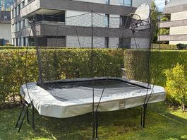 TRAMPOLINE CROCODILE X30 SMART 300 x 400 CM - TOP ZUSTAND!