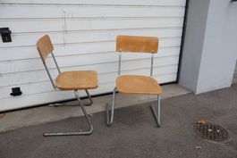 2 Holzstühle / Metallgestell - Vintage Schulstuhl Set