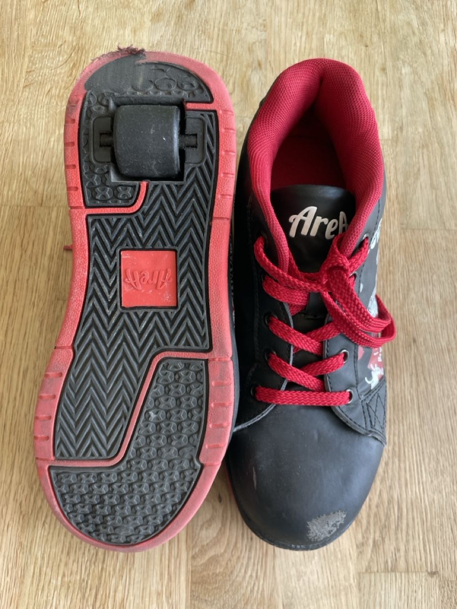 Pattini in linea & Pattini a rotelle: Rollershoes - Area – Usato da Wetzikon ZH venduto da phoeff 3