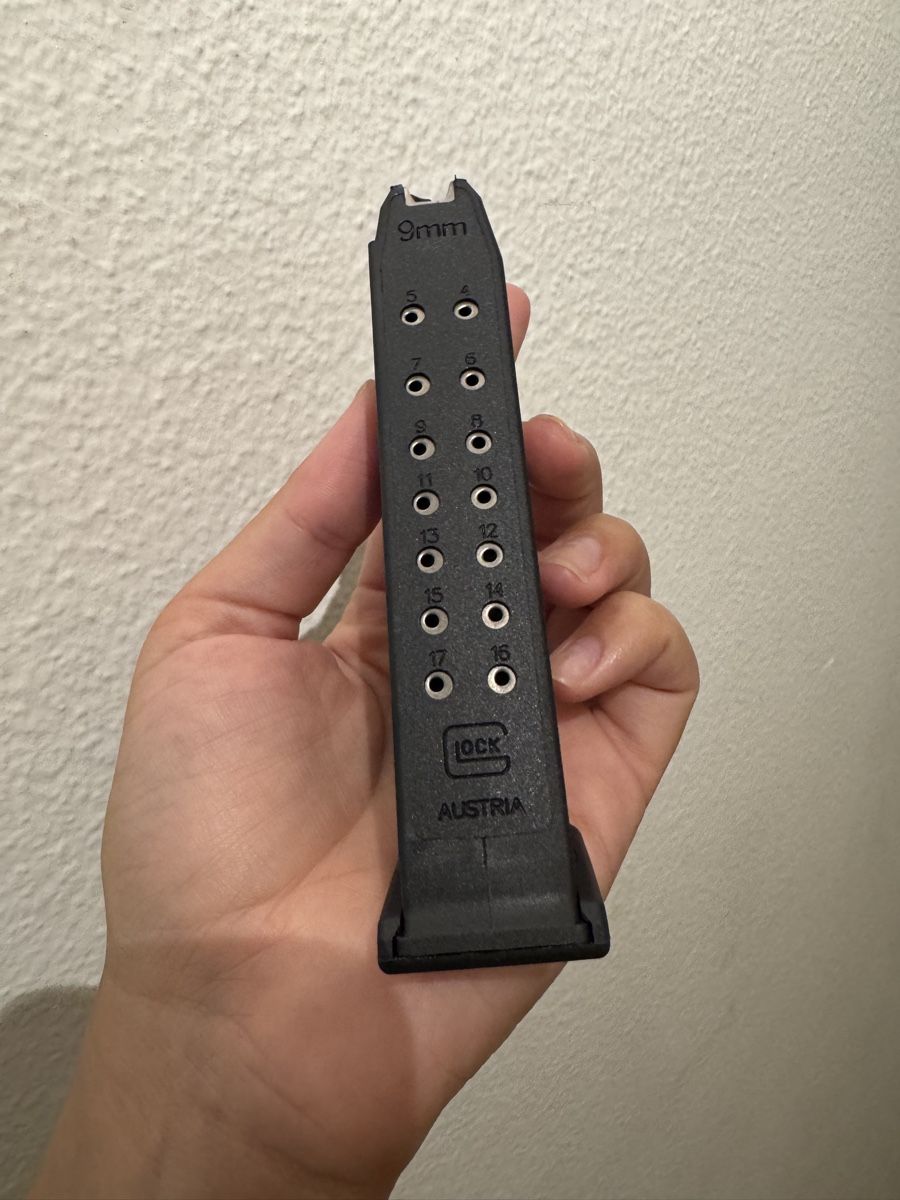 Riviste & Magazine: Original Glock Magazin 9mm, 17+2 Schuss – Nuovo (secondo la descrizione) da Bassersdorf venduto da Sonja103