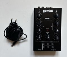Gemini MM1, 2 Canal DJ Mixer, et alimentation, faux contact