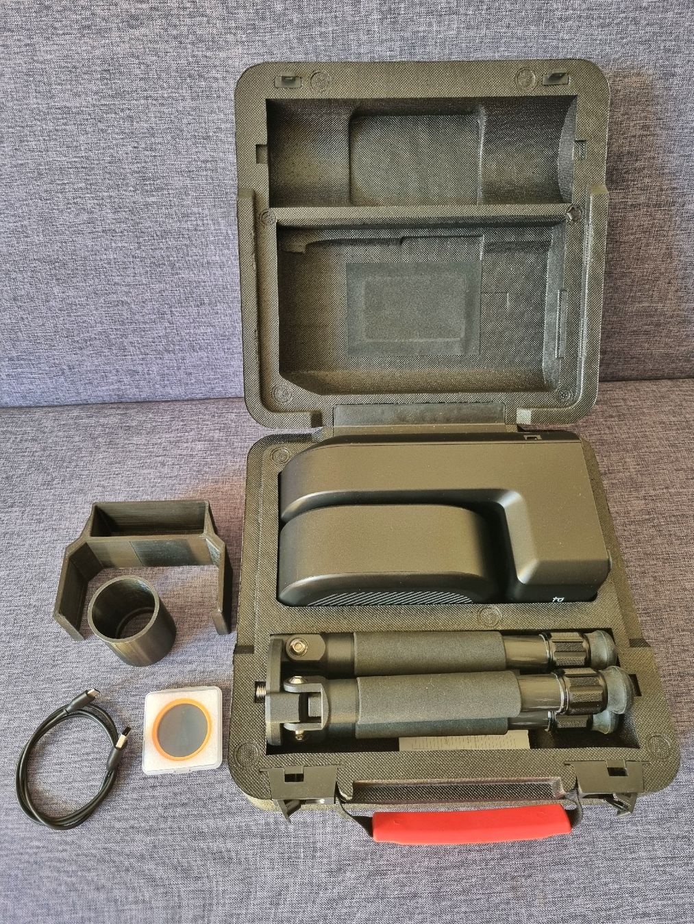Zwo Telescopi: Seestar S50 Smartteleskop – Usato da Ennenda venduto da Maedli 1