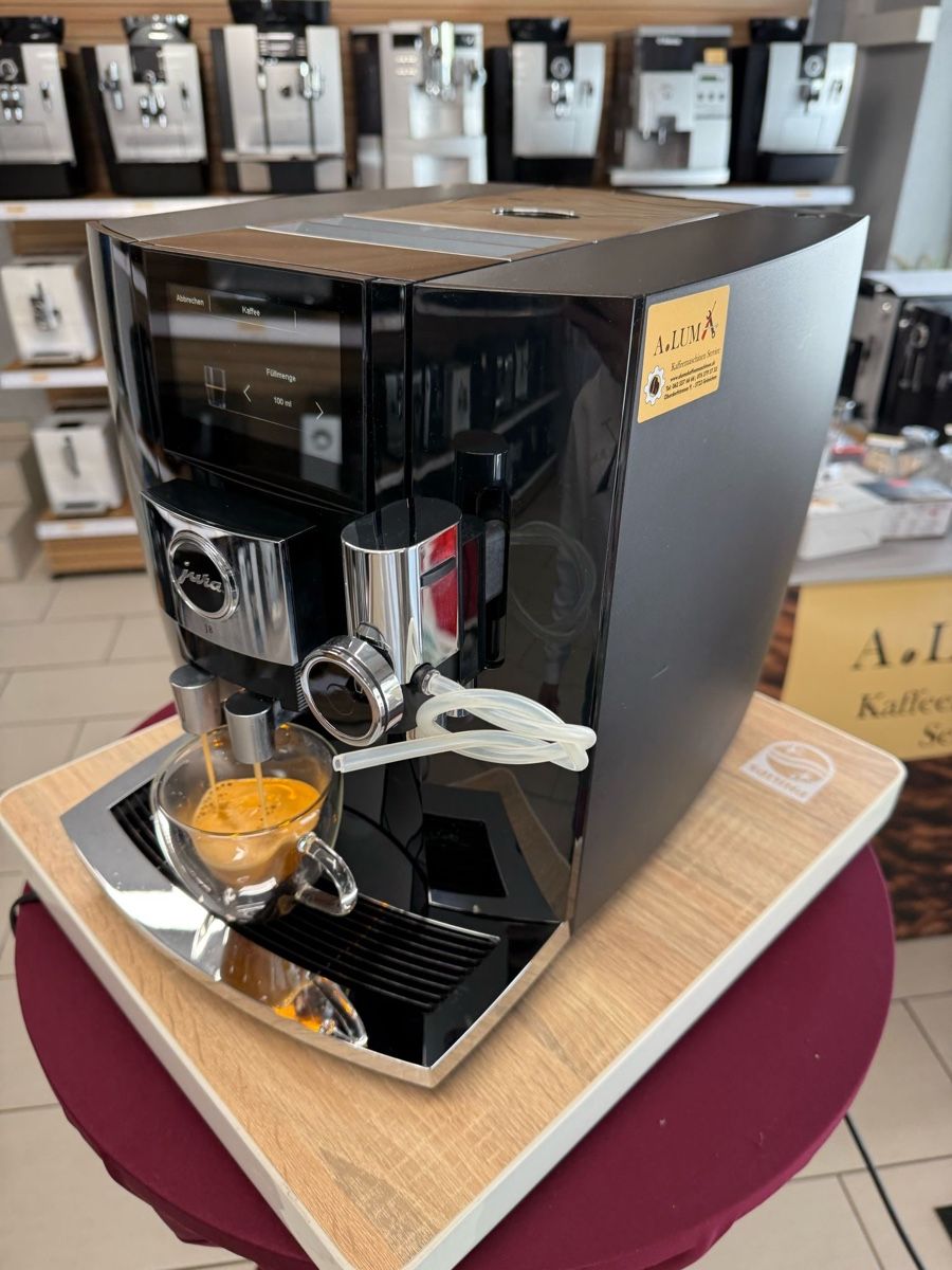 Jura Kaffeemaschinen & Espressomaschinen: JURA J8 PIANO BLACK – Gebraucht aus Gränichen von Luma.KaffeeMaschinen 4