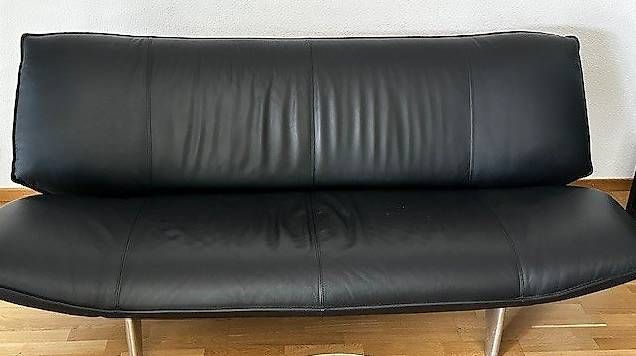 Divani: LEOLUX SOFA schwarz Leder – Usato da Detligen venduto da Porsche4s 3