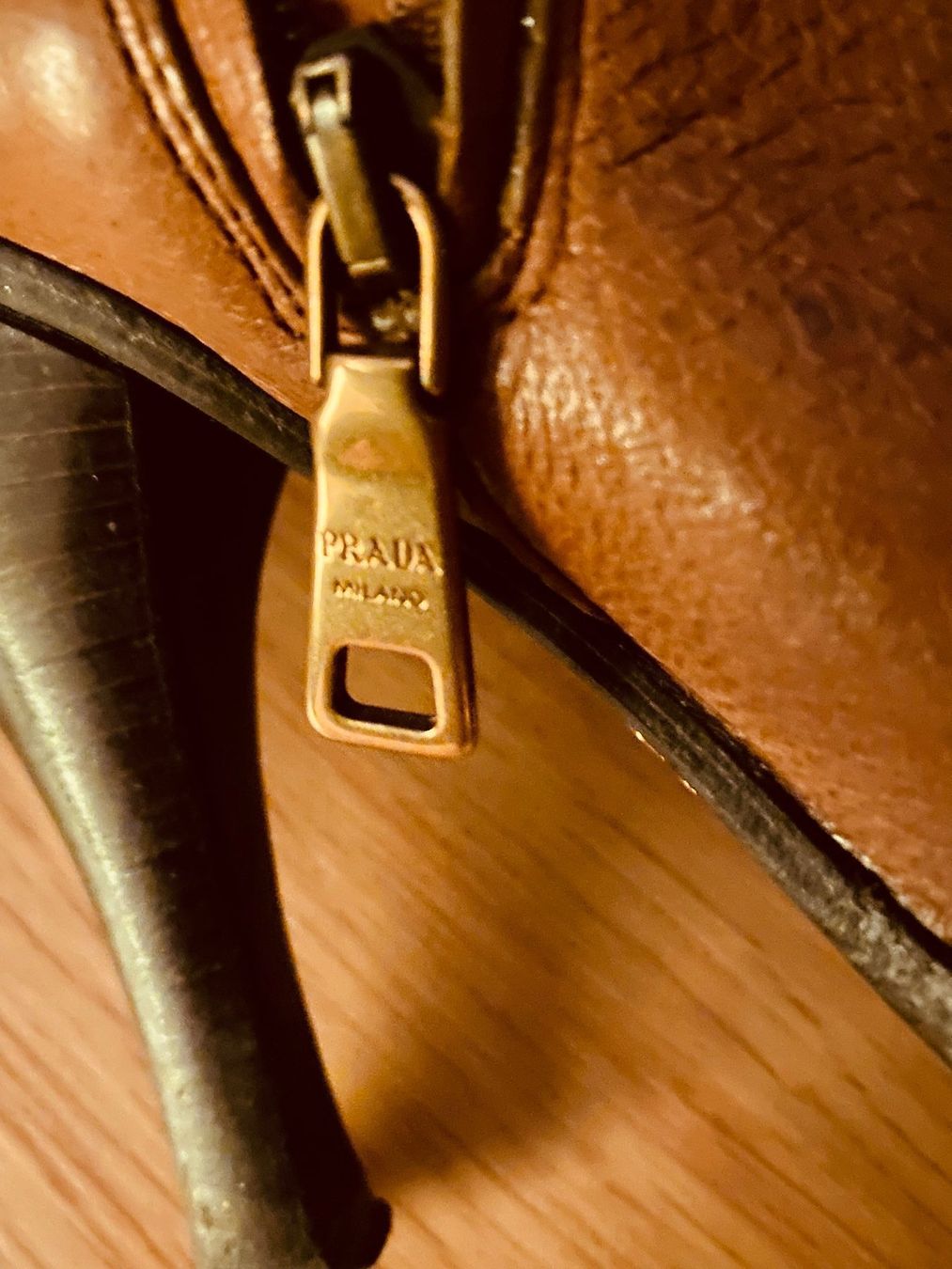 Prada Scarpe da donna: PRADA OVERKNEE BOOTS – Usato da Walchwil venduto da Finibaci 2