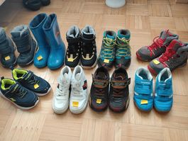 Lot de chaussures enfant taille 27-29