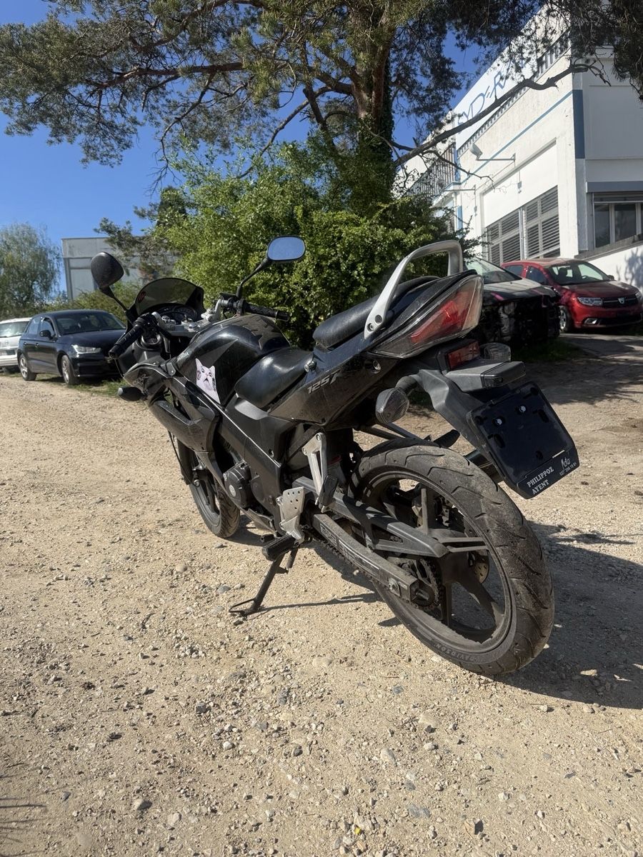 Honda Sonstige: Honda CBR 125 – Defekt aus Gals von aya_p7pd 3