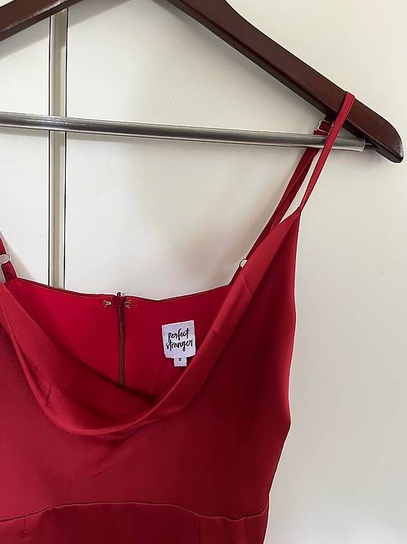 Vestiti: ROTES TRÄGERKLEID – Usato da Maur venduto da tab_z9rh 2