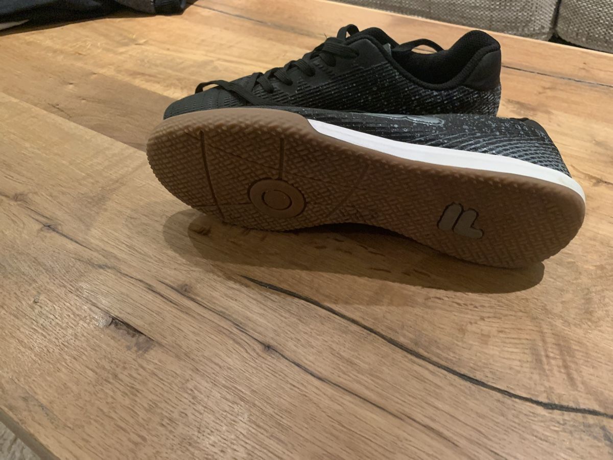 Fila Schuhe für Jungen: Sportschuhe 39 – Gebraucht aus Remetschwil von Munti0 2