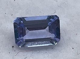 Natürlicher Tanzanit Octagon Schliff
