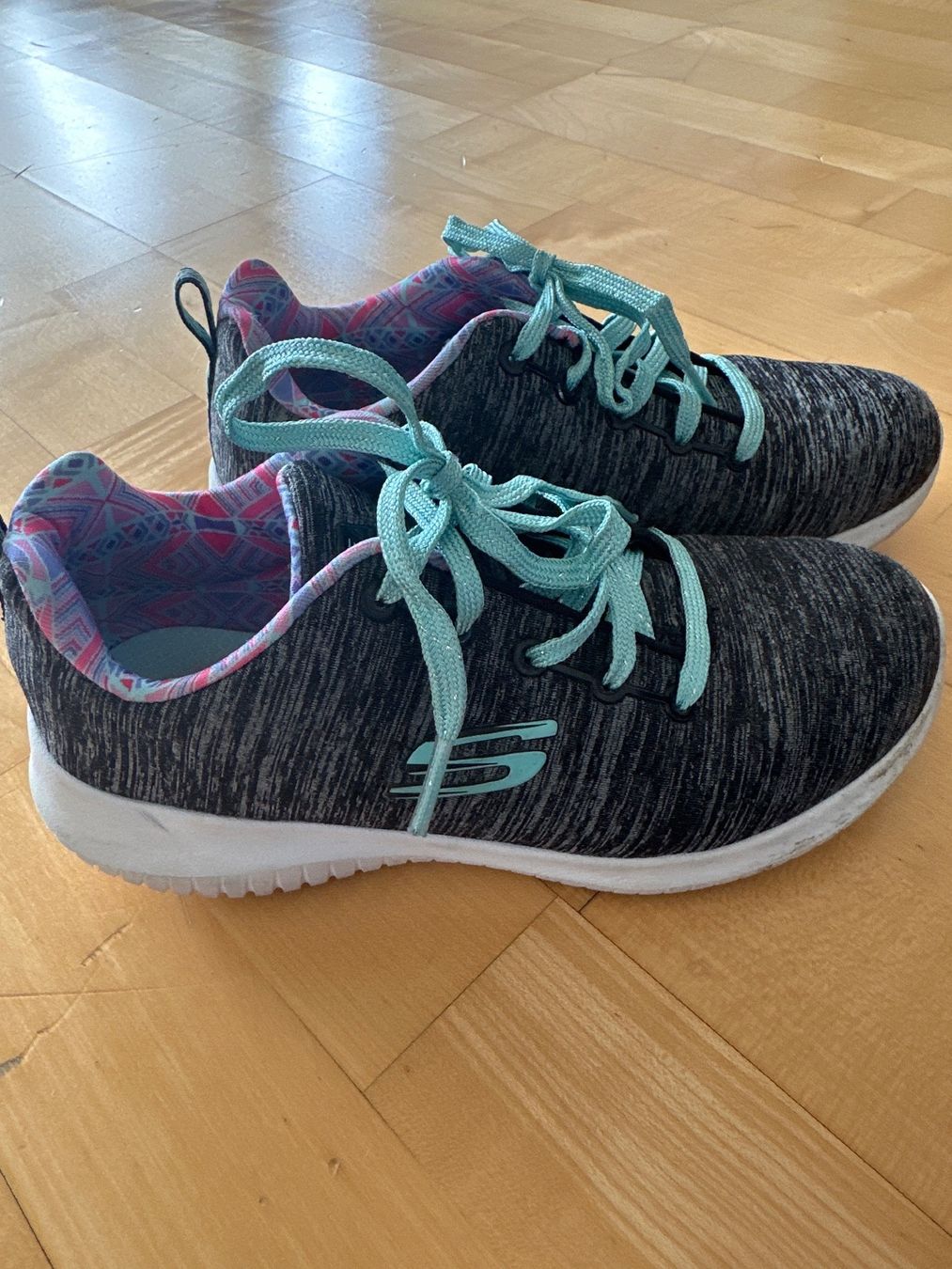 Skechers Scarpe per ragazze: Skechers Turnschuhe 30 – Usato da Fällanden venduto da CorinaE